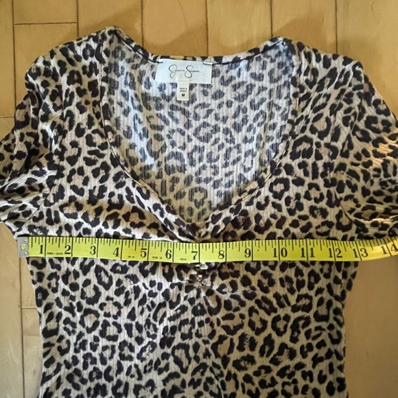 Jessica Simpson Leopard Print 3/4 Sleeve Midi Dress - stretchy and comfortable - Picture 4 of 6